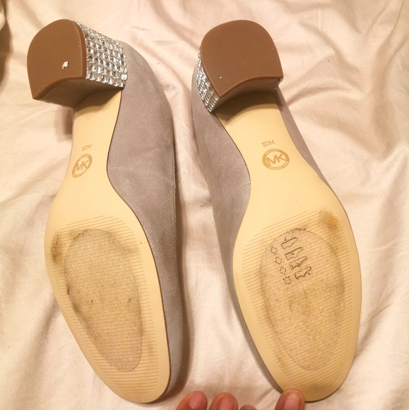 Grey heels - Picture 5 of 5